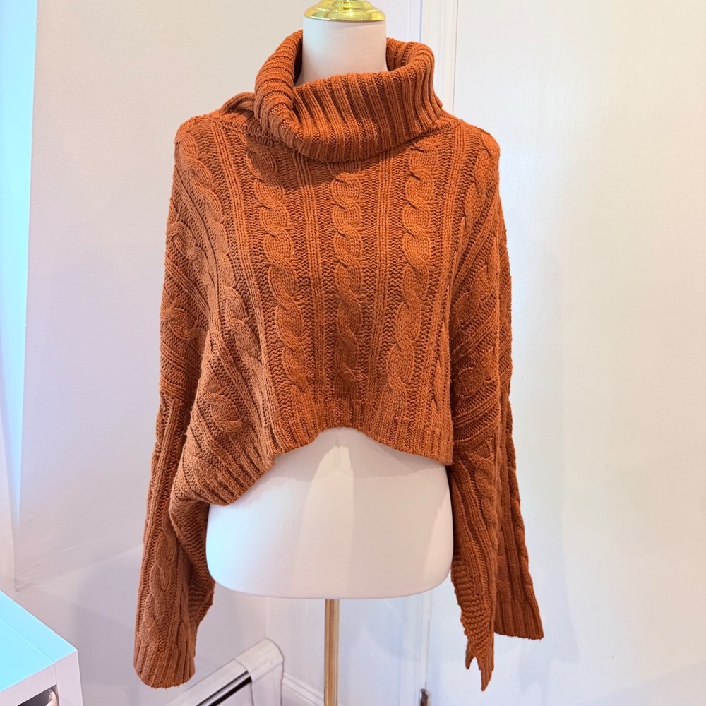 Steve Madden Rust Cable Knit Turtleneck Crop Sweater Poncho  | Size S